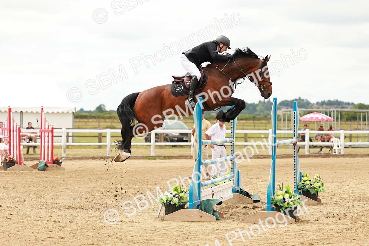 SBM_018160 - Class 21 - Senior Newcomers Championship 2d Rd