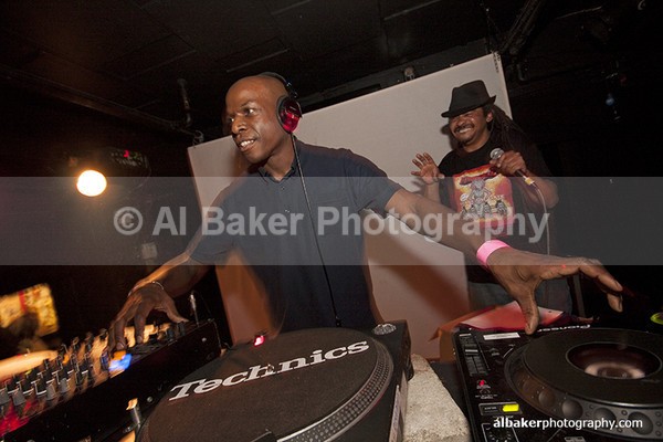 24 - Friends-&-Family @ the-roadhouse 24.04.15