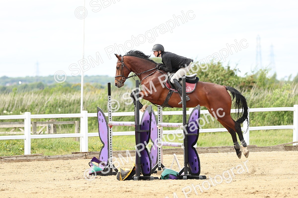 SBM_001341 - Class 5 - Senior Foxhunter - 1.20m