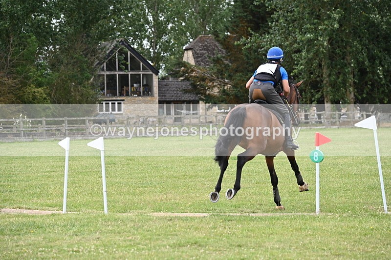 WJ6_6105 - 60cm XC Time 09:48 to 09:57