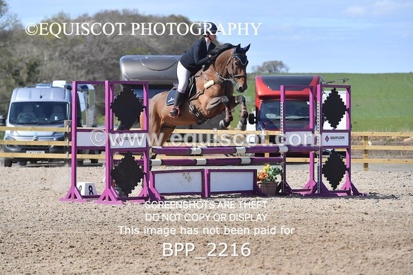 BPP_2216 - CLASS 22 SUN Senior BritiNovice/ 90cm Open