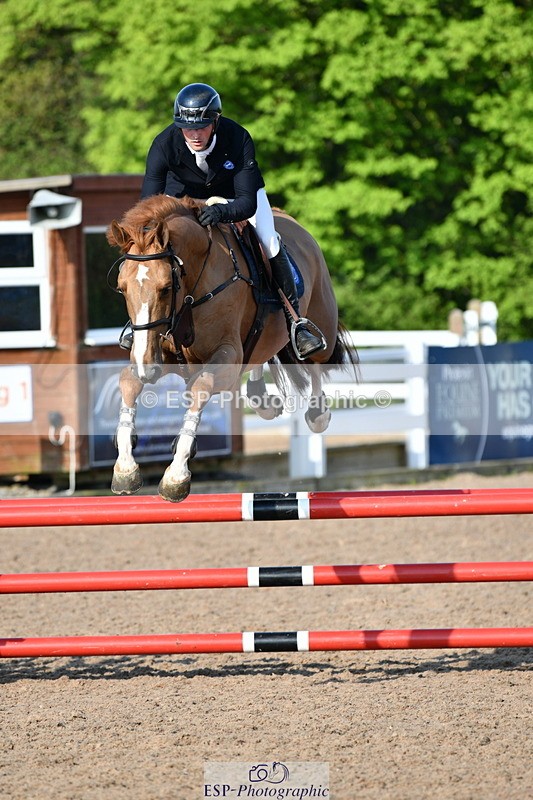 240512A-083806-16914 - Cls 39 British Novice and 90cm Open