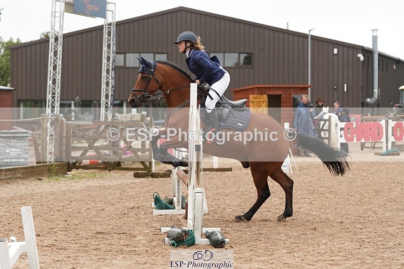 250920-161431-01577 - Cls 22 Pony Intro 90cm Derby