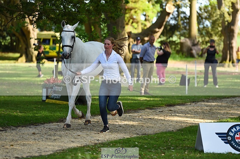 230524-171654-01397 - 172-VELOUMANI_TESS_LY-Aliene_Ruyter-WEDTrotUp+DR