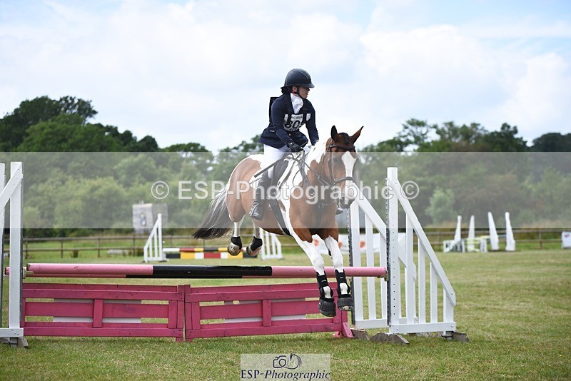 240630-130913-01268 - 809-Ella_Gilber-Coded_Country_Eva