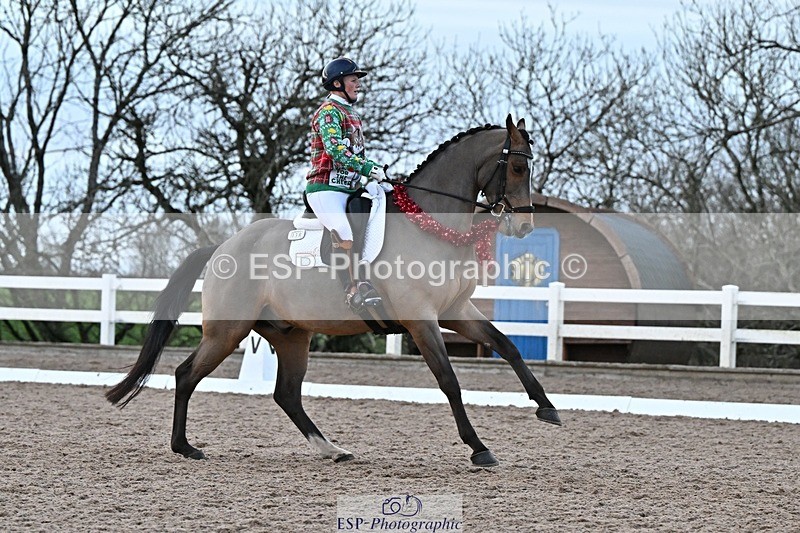 241214-154404-03352 - 138-Tyler.Bradshaw-Igor.VIII