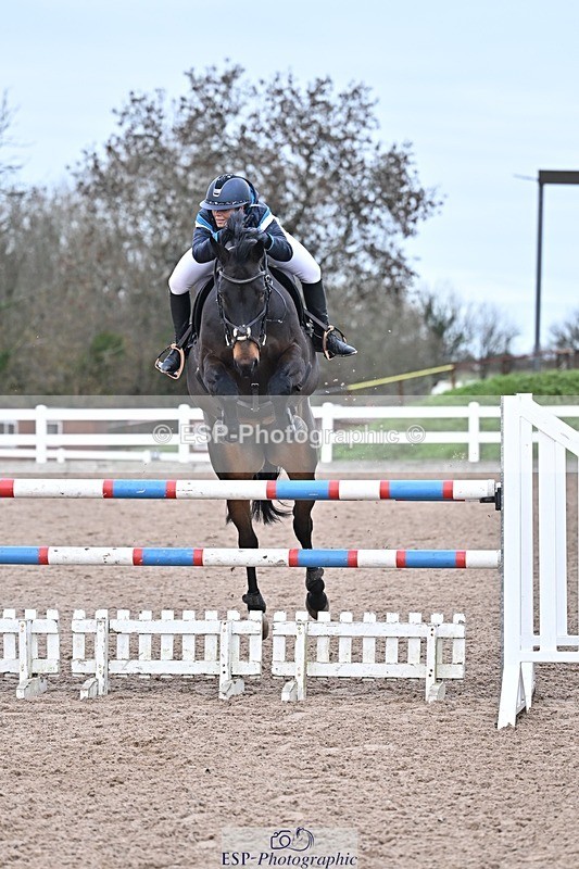 251126-135050-00641 - Cls 5 Foxhunter and 1.20m