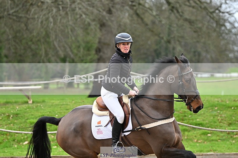 250201A-141846-00925 - Cls 04 Local Horse 120cm