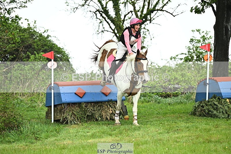 250418-101854-01385 - 075-Susan-Joy.Keeping-WARPAINT