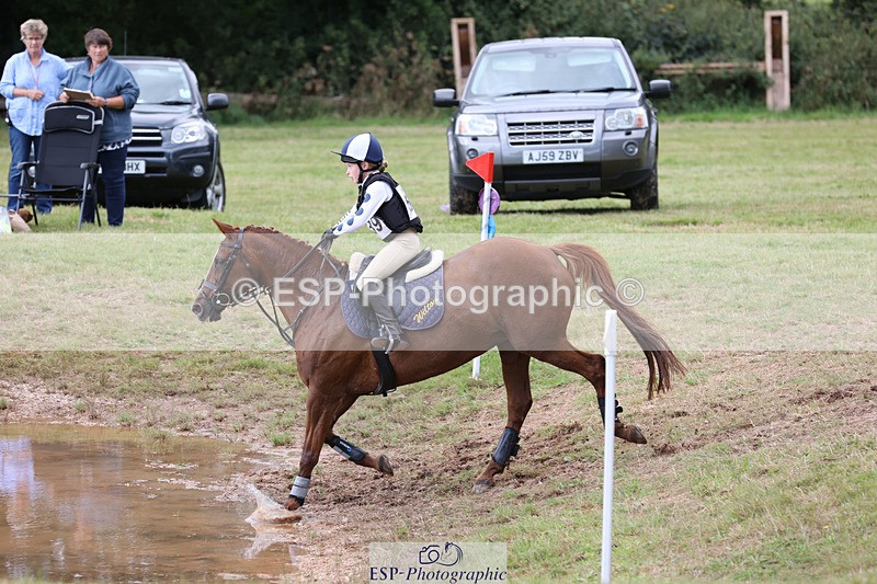 240825X-114458-32318 - 70cm XC 11.00 to 12.00