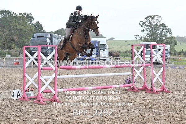 BPP_2292 - CLASS 4  FRI Senior Newcomers/ 1.10m Open
