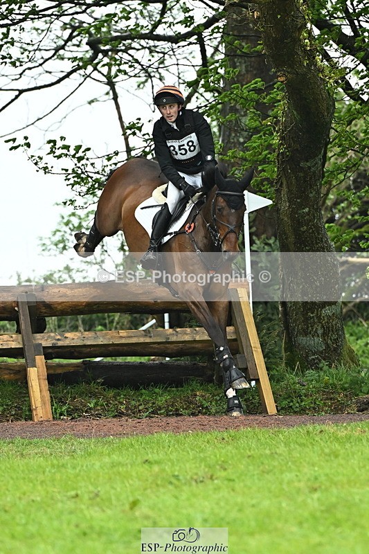 250418-162608-07186 - 358-Max.Forster-HHS.LEACOURT.CAVALIER