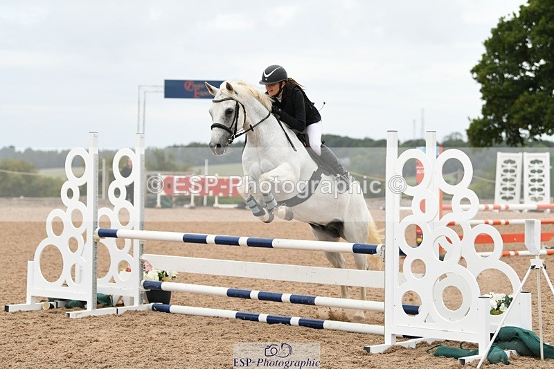 250807-110426-00438 - 90cm Round 1