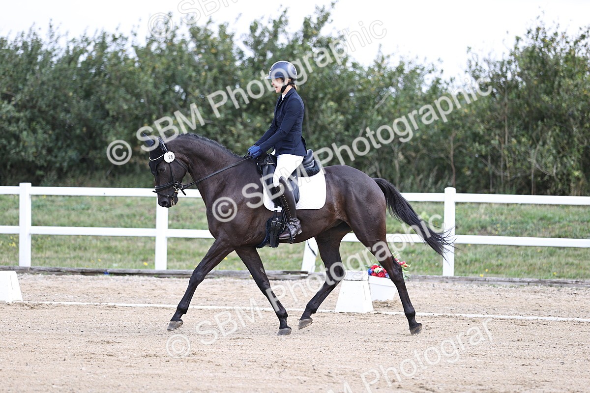 SBM_015324 - Class 14 - Novice 23 - 9.05-10.08