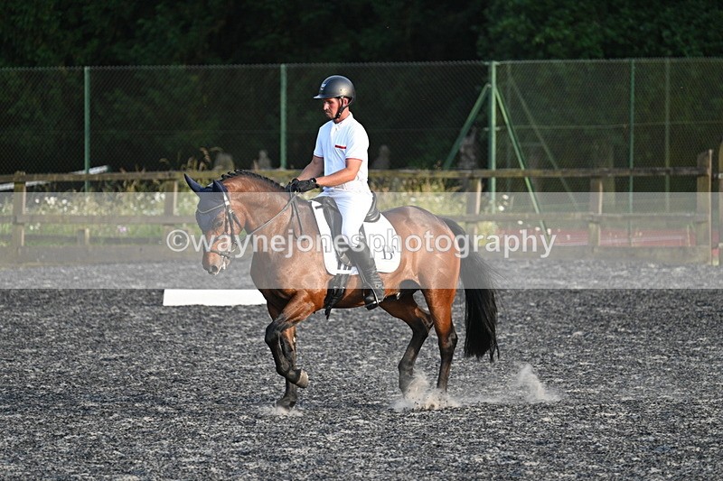 WJ7_0172 - Time 19:22 to 19:36