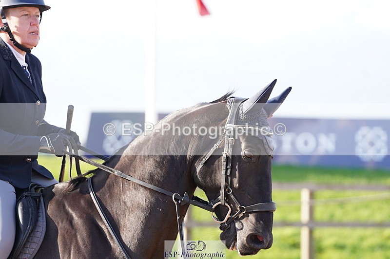 241004A-100138-00002 - Fri 01 Snr Disco & 1.00m Open