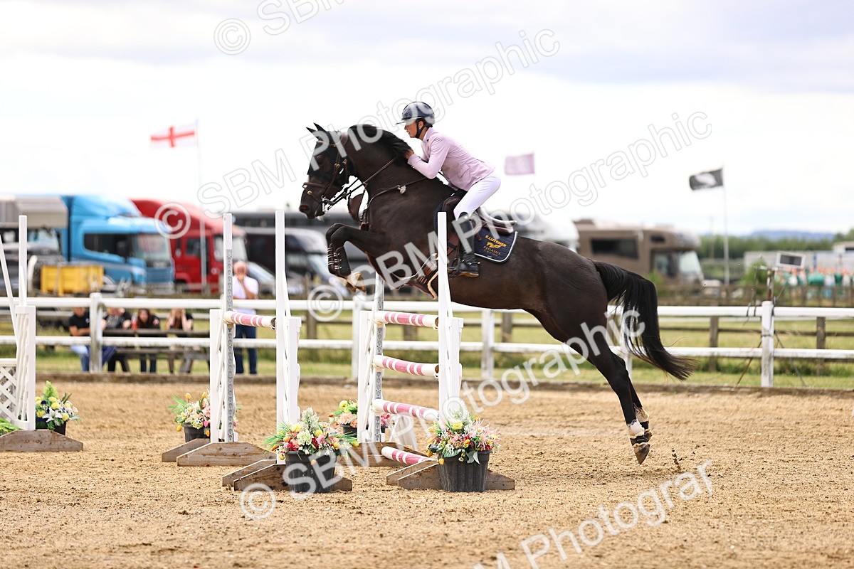 SBM_003409 - Class 22 - Senior Foxhunter 1.20m