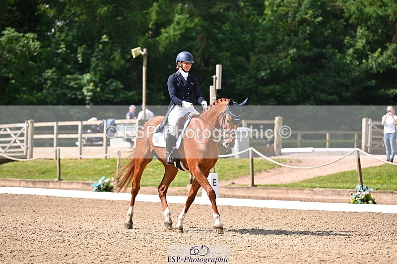 250523A-101814-05905 - C-261-Danielle.Dunn-ICI.DOR.DE.DONNA.CADANZA.Z