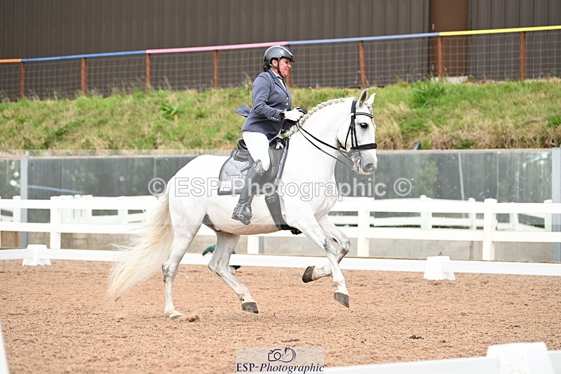 240815A-145210-02107 - 105-PAULA.LEE-Deseado.Santo