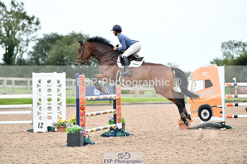 240915A-165732-11161 - Cls 30 Snr Foxhunter