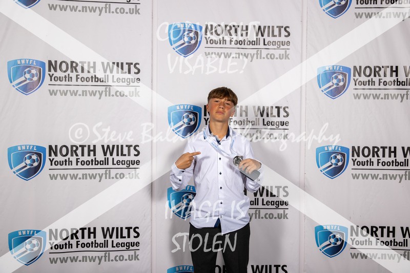 1DX30673 - Div 3 Calne Town Youth White