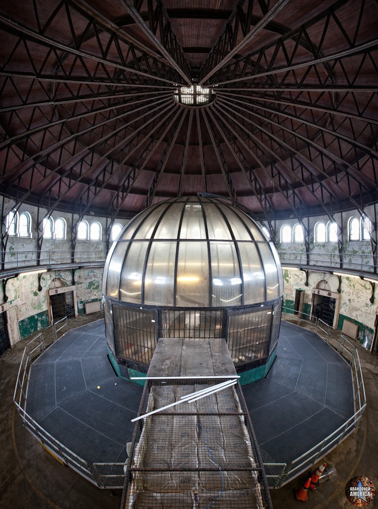 Center control station, Holmesburg Prison, Philadelphia PA | Abandoned America by Matthew Christopher