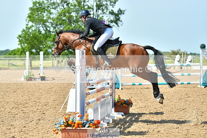 230609A-105423-00180 - Cls 1 Snr 1.05m & 1.10m Open