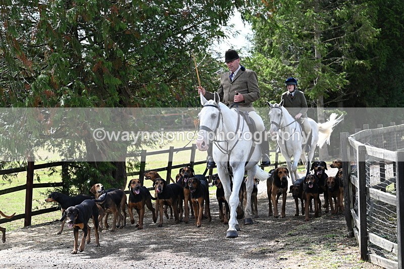 WJ7_7310 - Berks & Bucks at Blandy’s Farm 31-08-25
