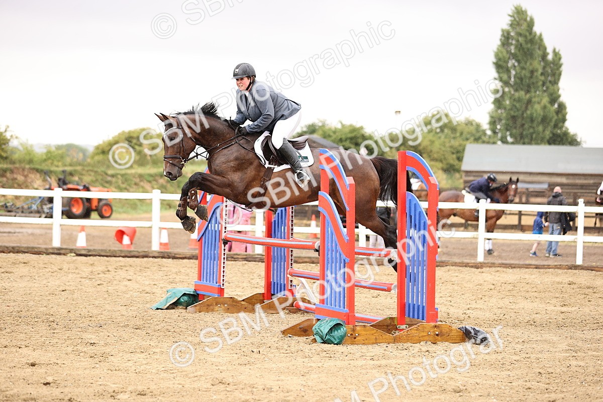 SBM_025129 - Class 9 - Senior British Novice - 90cm