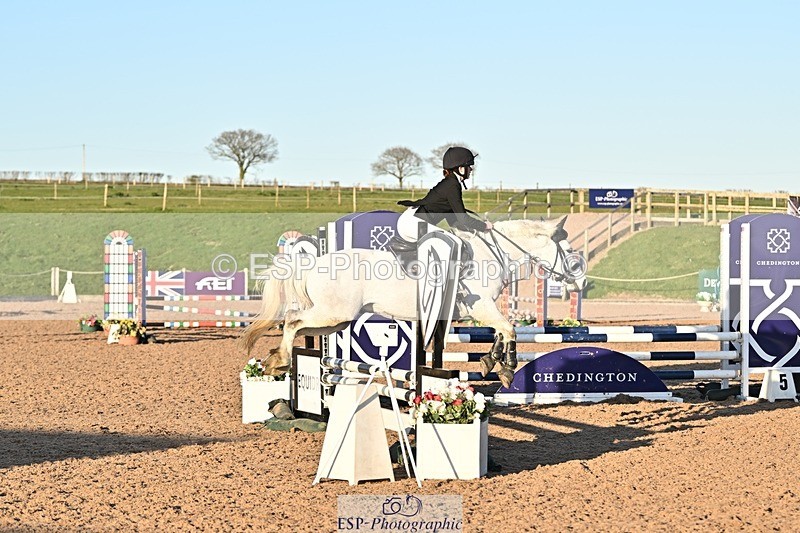 250401-184011-00743 - 80cm Classes