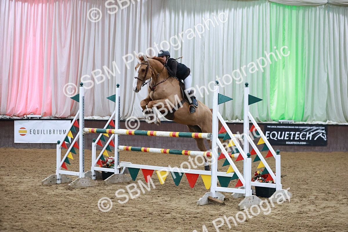 SBM_001345 - Class 5 - Senior Foxhunter 1.20m