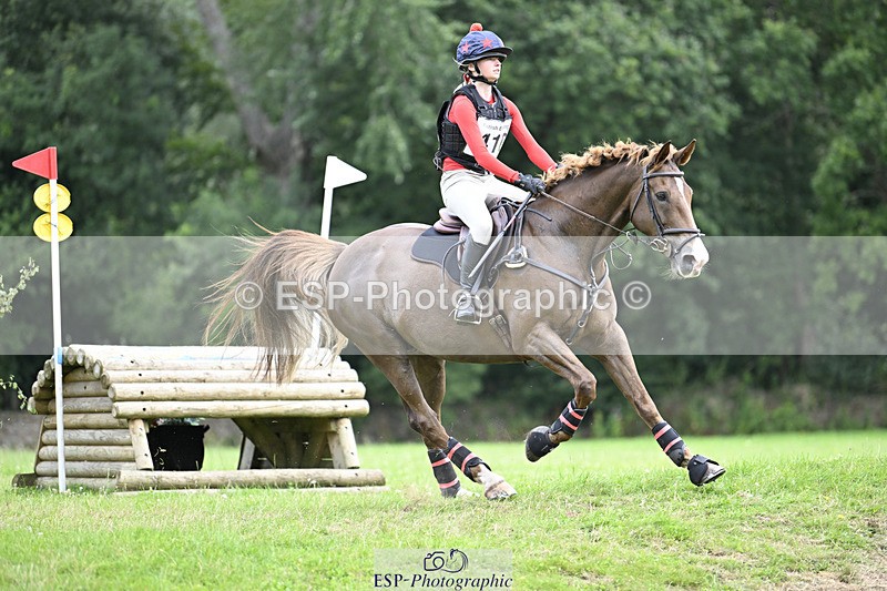 240804-111943-11979 - 410-Elsie_Thomas-HUGO_CRUZE