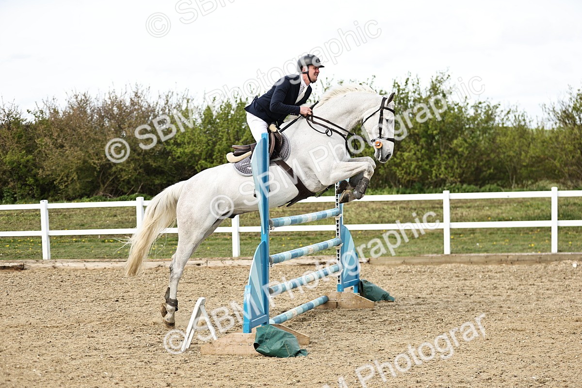 SBM_001468 - Class 5 -Senior Foxhunter - 1.20m