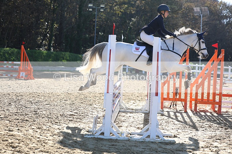 3E7A5359 - Class 4: Senior British Novice/90cm open