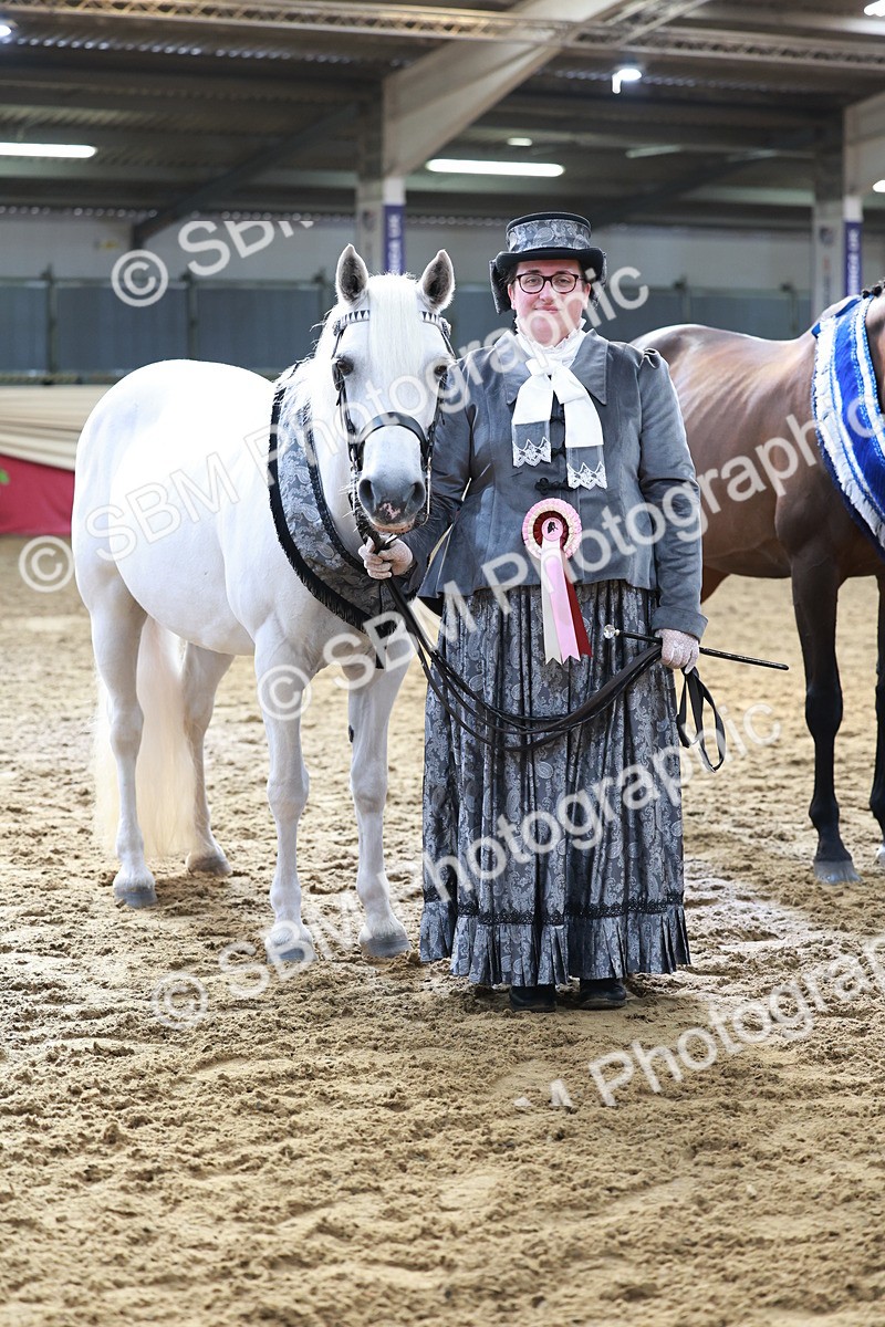 SBM_12152 - Class 103 - IH Costume