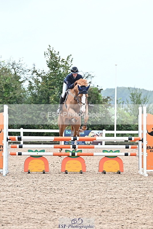 240925A-121715-00430 - Cls 3 Snr 1.05m Open