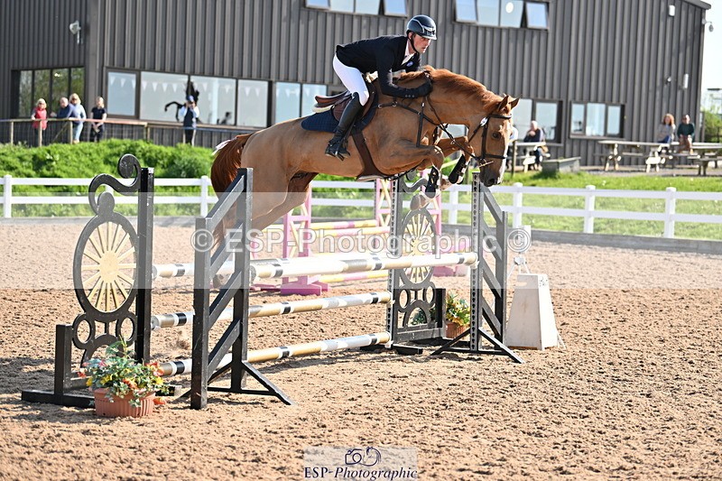 240509A-090815-00039 - Cls 1 British Novice and 90cm Open