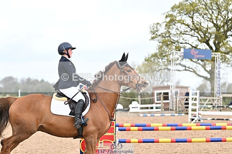 250414-111955-00450 - 90cm Round 1