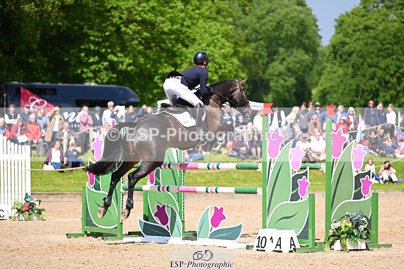 240526-104731-20161 - 325-MIDNIGHT_ENDEAVOUR-Tom_Jackson