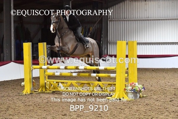 BPP_9210 - CLASS 3 Senior BritiNovice/ 90cm Open