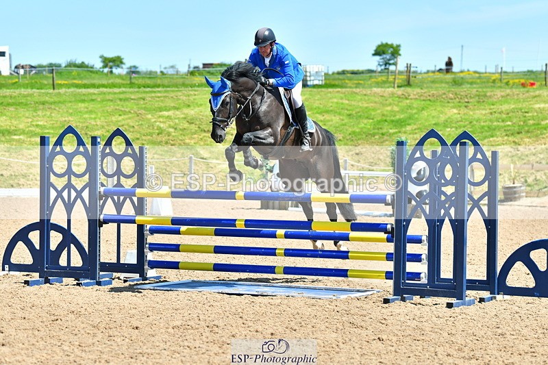 230527A-121707-04410 - Cls 15 Foxhunter