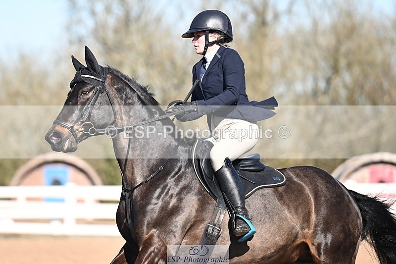 260318B-103146-00110 - Clear Round & Brit Nov 90cm