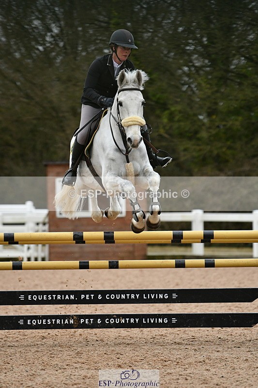 240112A-143406-01234 - Cls 6 Foxhunter and 1.20m Open
