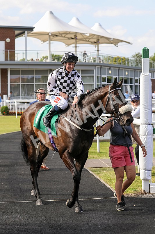 240624-Race 8-Le Beau Garcon-0659 - Race 8