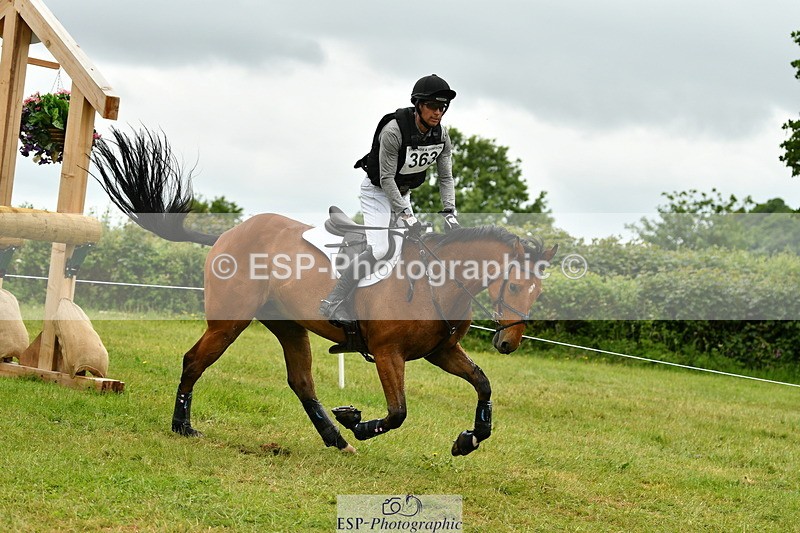 250524A-112251-09271 - B-363-Tom.D.Crisp-BLS.ABSOLUTELY