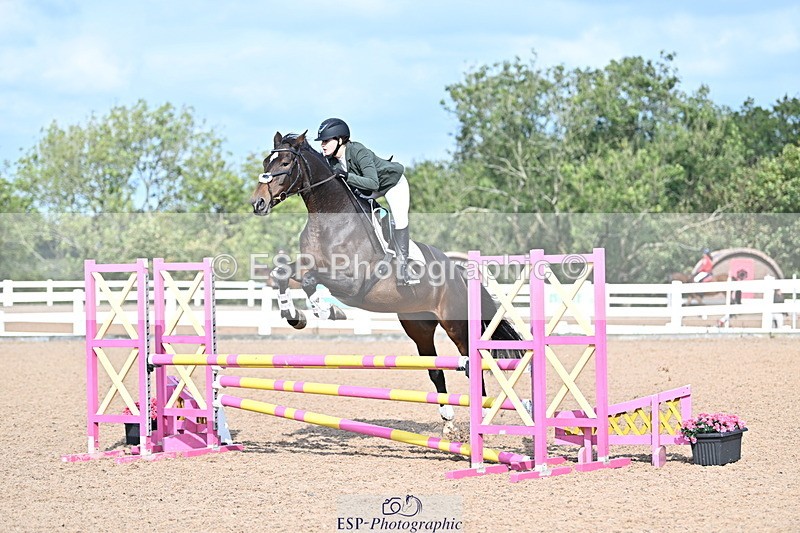 241004A-114225-01625 - Fri 08 85cm Amateur Quals