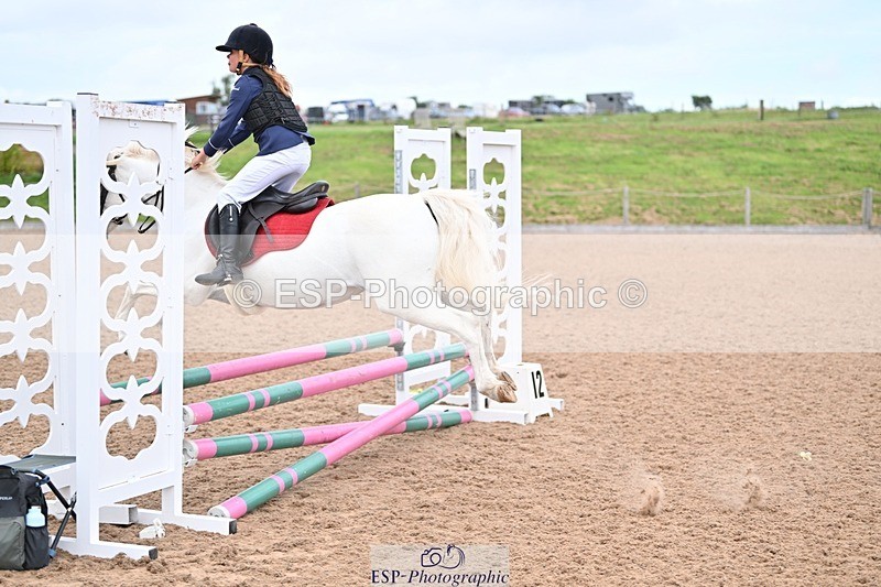 240813-160333-00148 - Clear round & 60cm