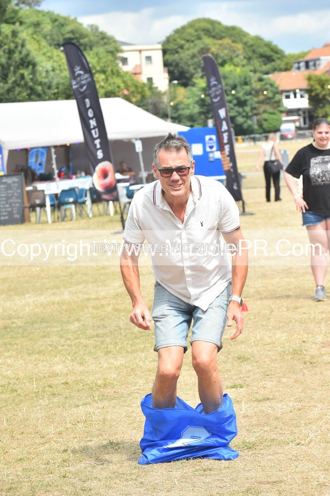 SH4_1196 - Fun and games with Carol and Team.