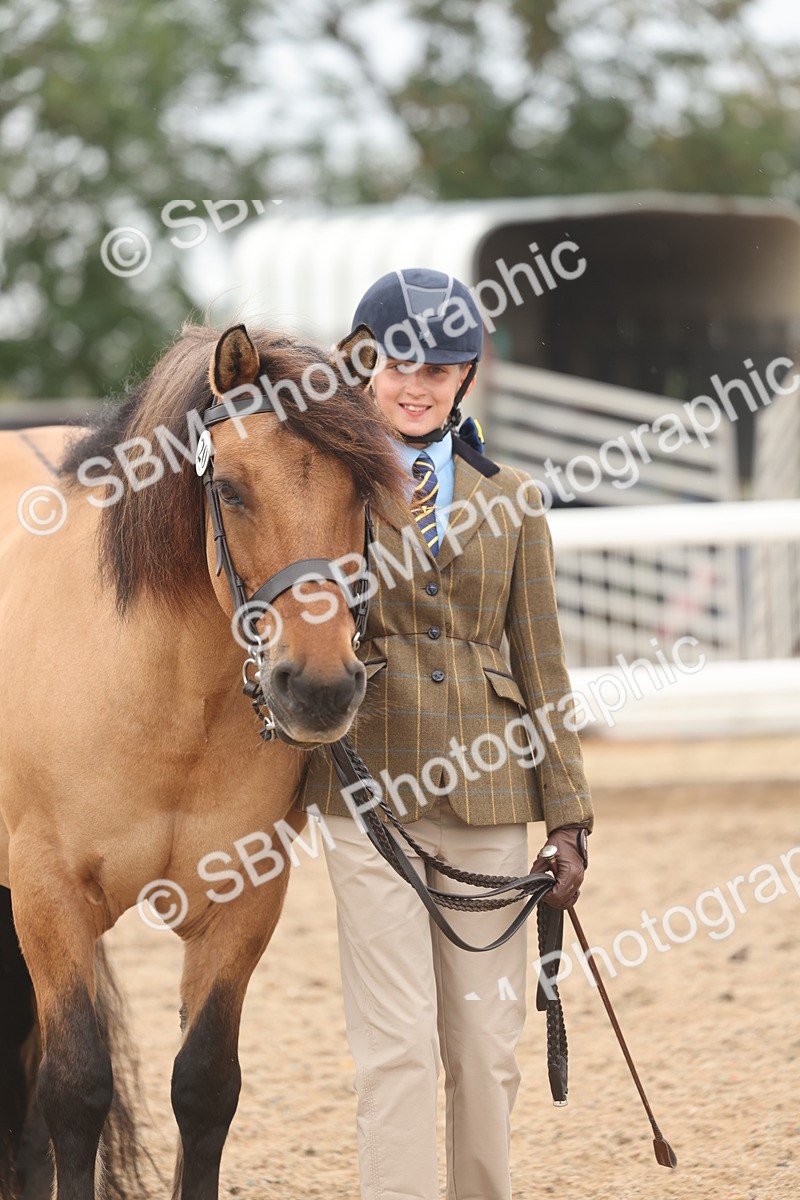 SBM_00551 - Class 13 Young Handler