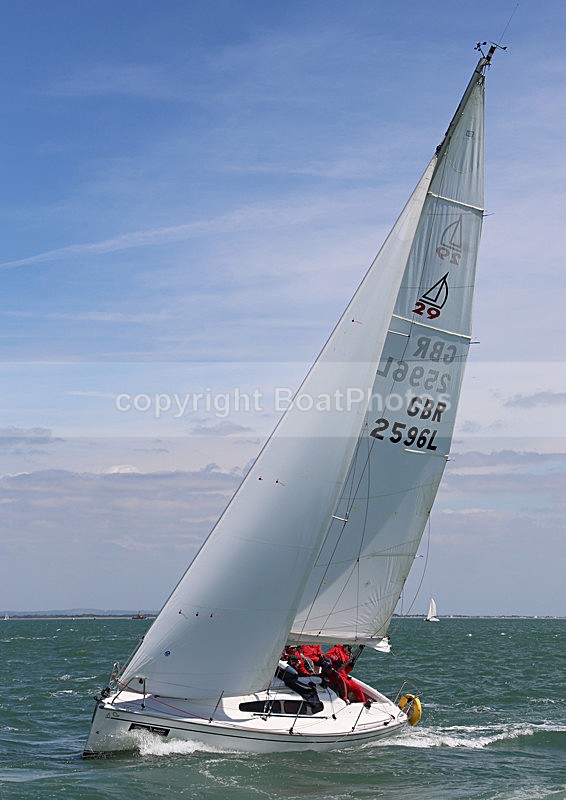 130601 GBR2596L WT7A0503 - ROUND THE ISLAND RACE - 1st June 2013